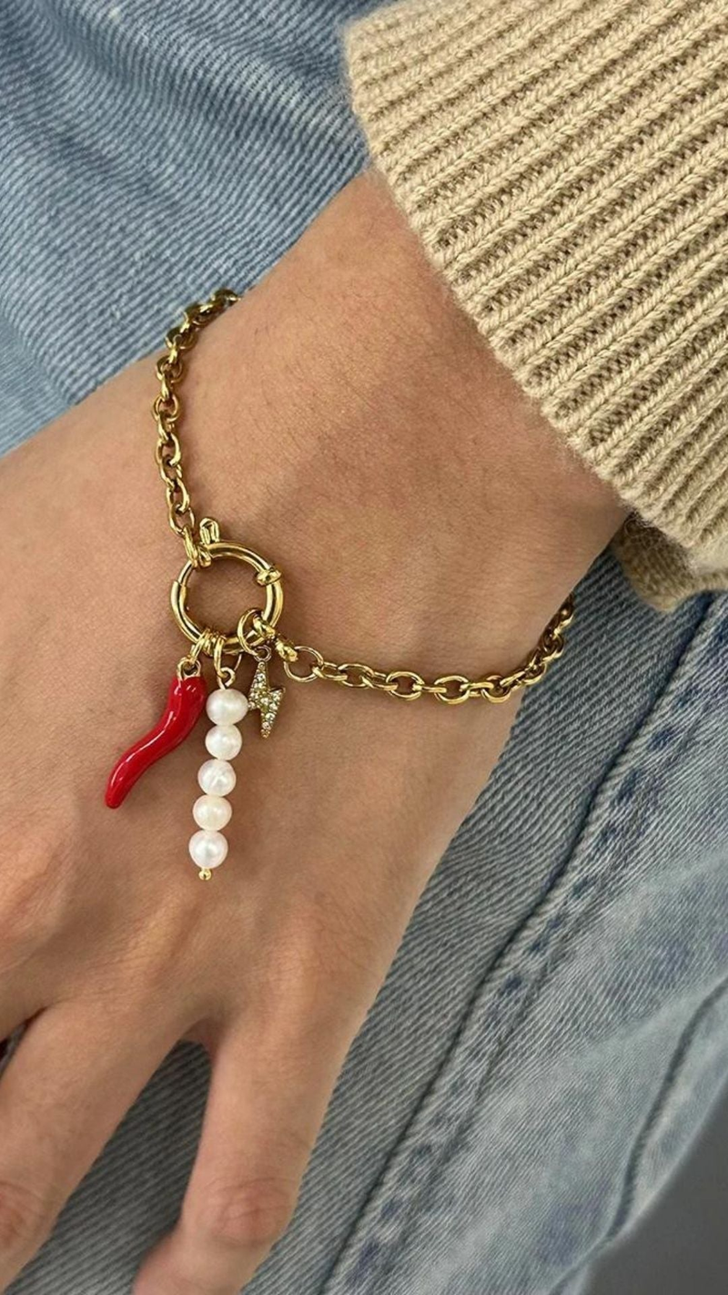 Bracelets/Bangles