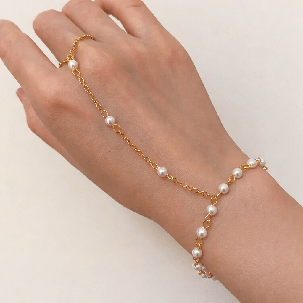 PEARL HANDCHAIN