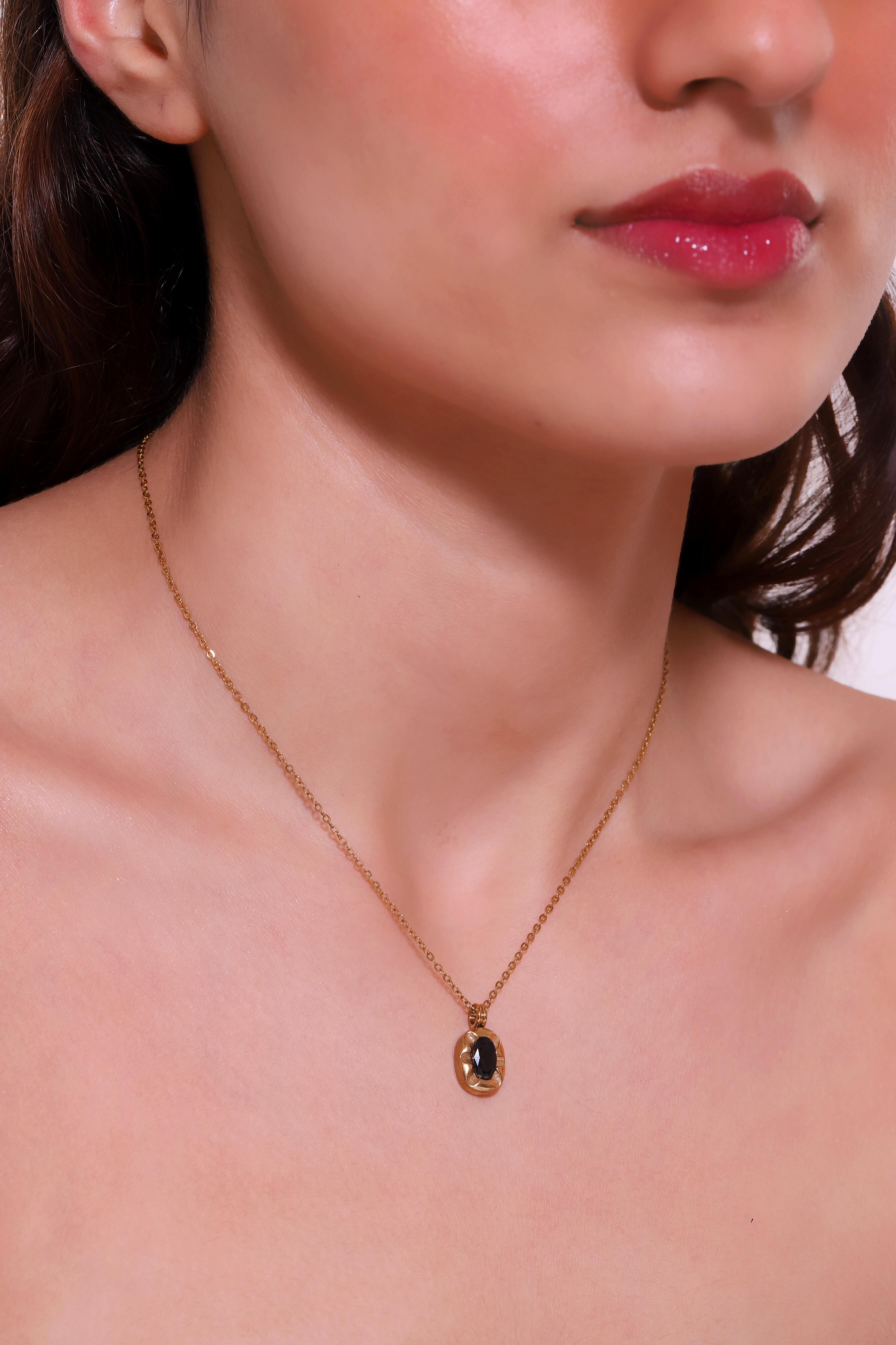 NOVA NECKLACE