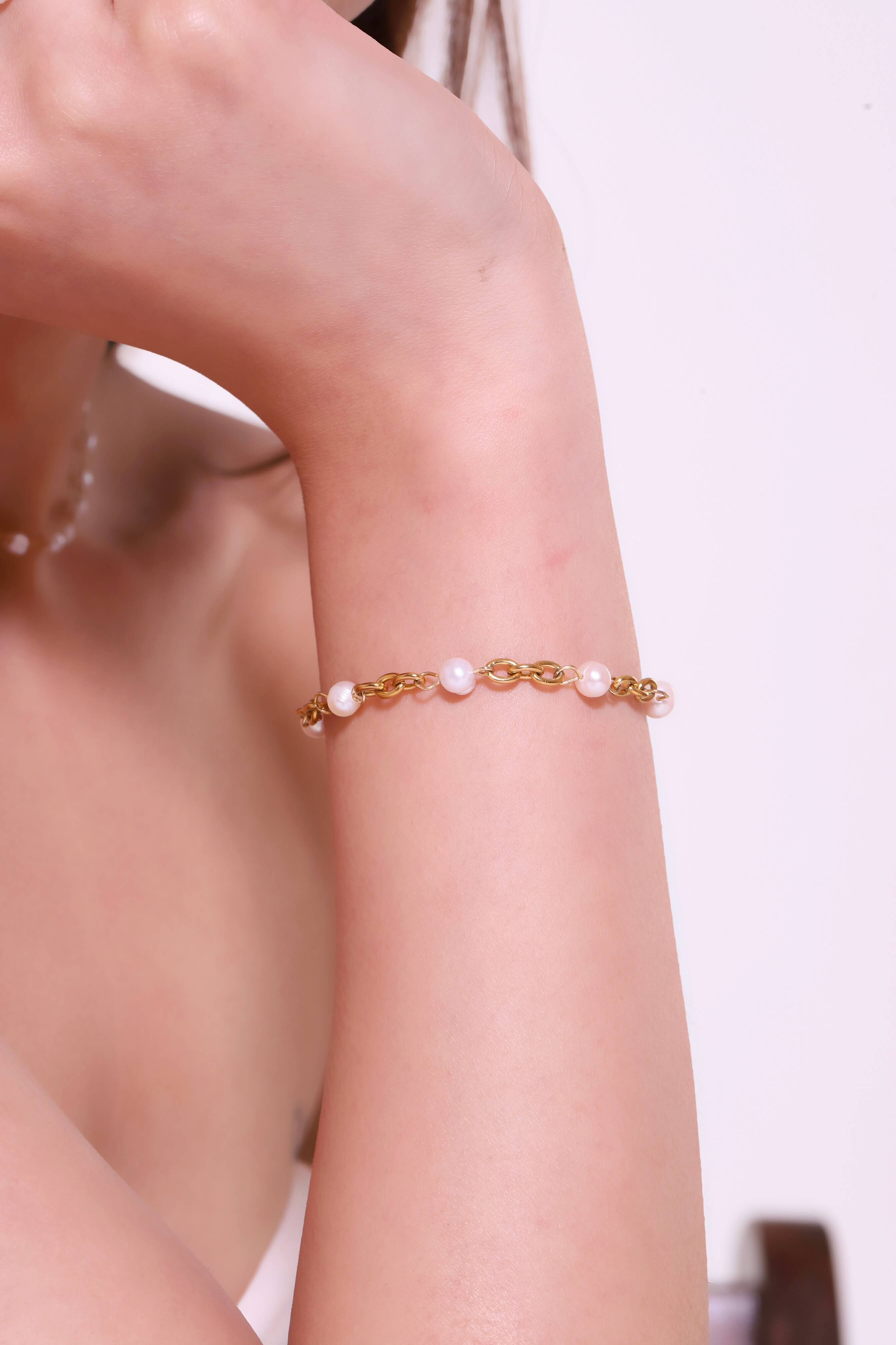 AURORA PEARL BRACELET