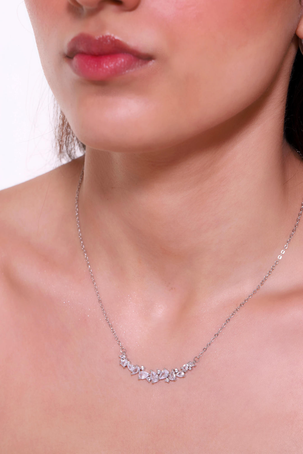 MOONLIGHT NECKLACE