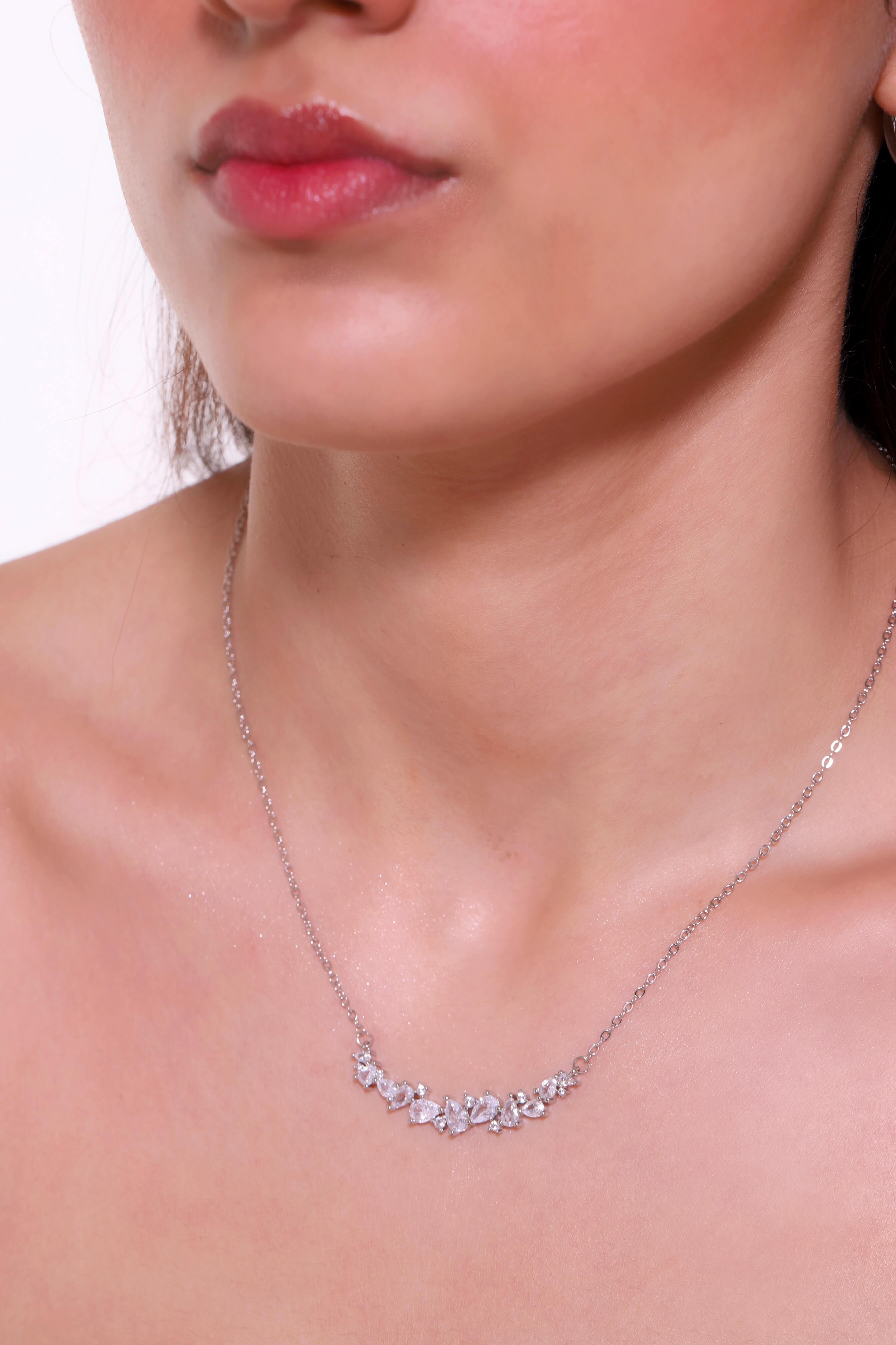 MOONLIGHT NECKLACE