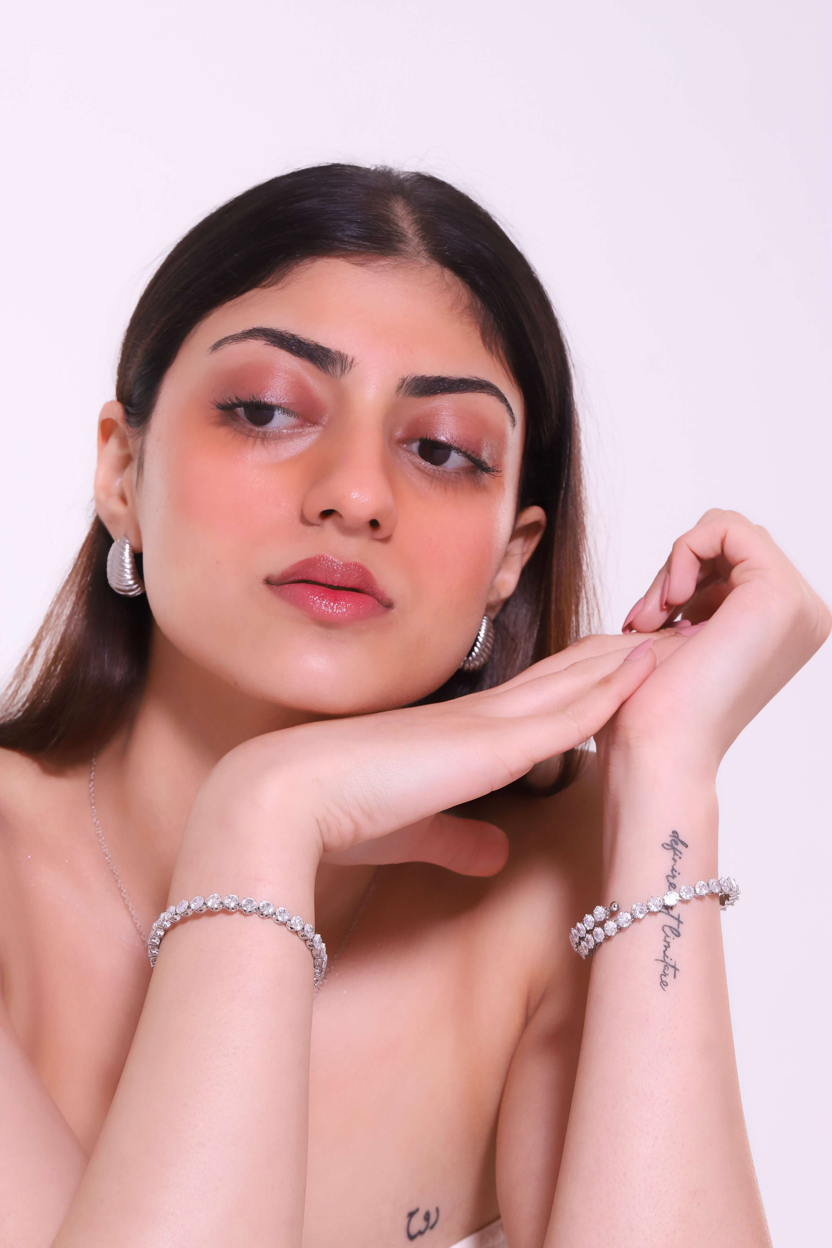 SERENITY BANGLE [SILVER]