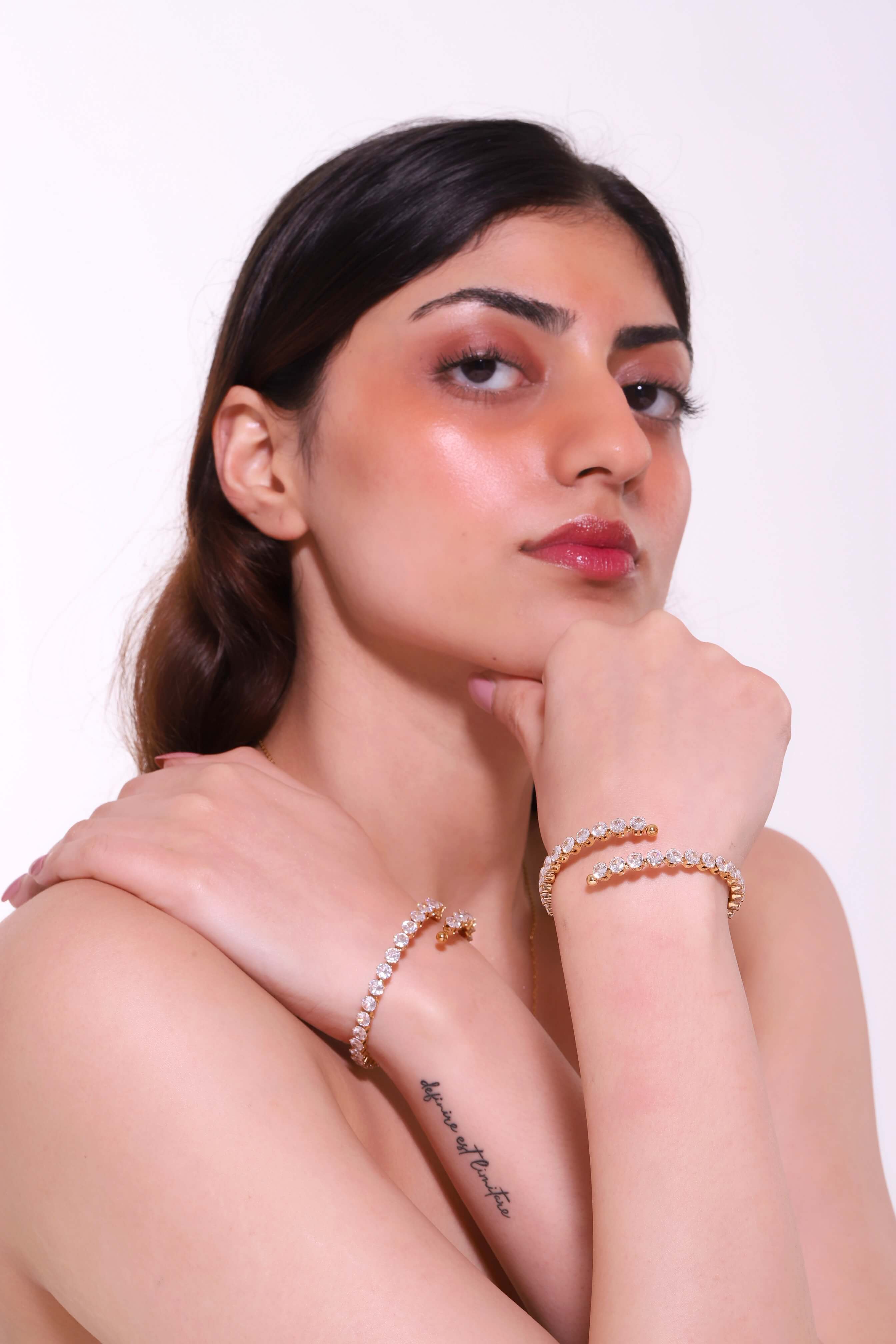 SERENITY BANGLE [GOLD]