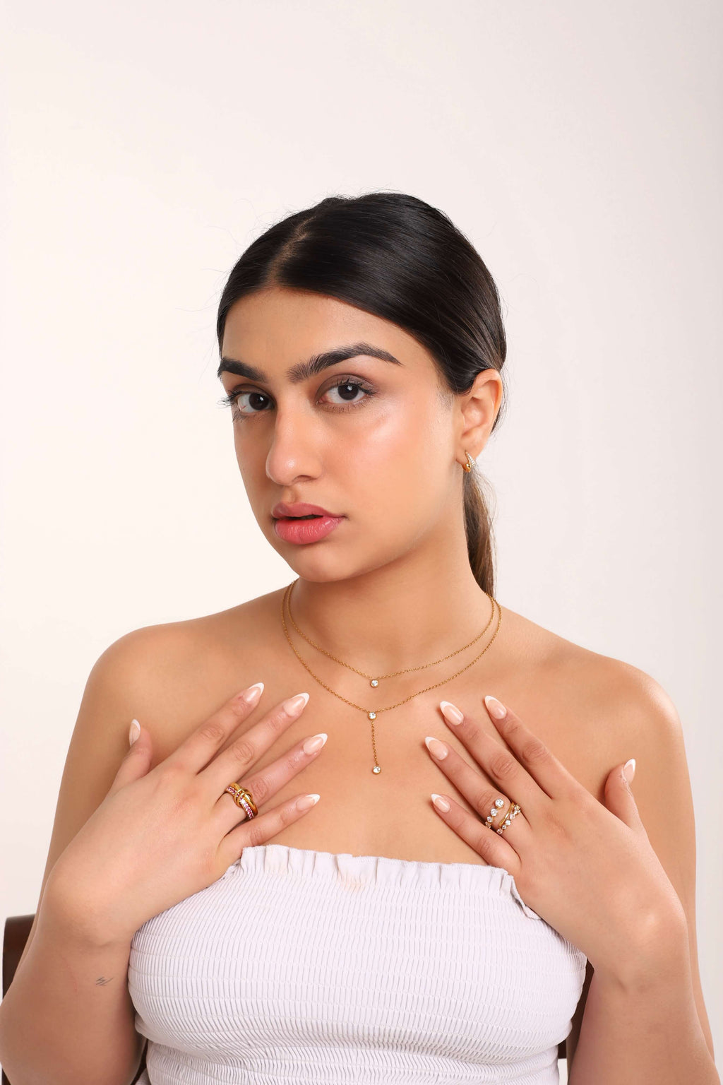 ELARA NECKLACE
