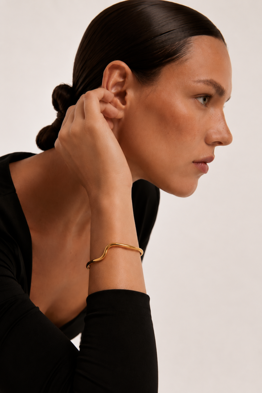 SCULPT BANGLE